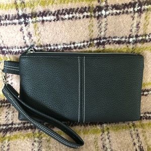 Ladies clutch wristlet